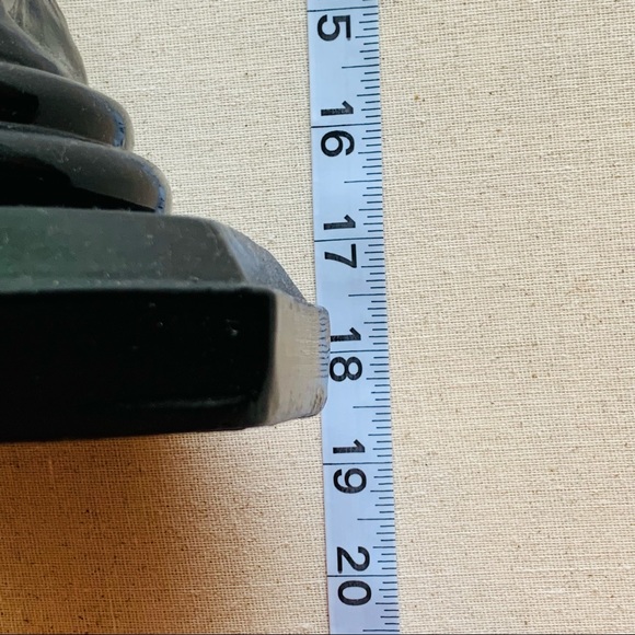 Cockatoo Parrot Bird Statue I Black Resin I Home Decor - Picture 8 of 10